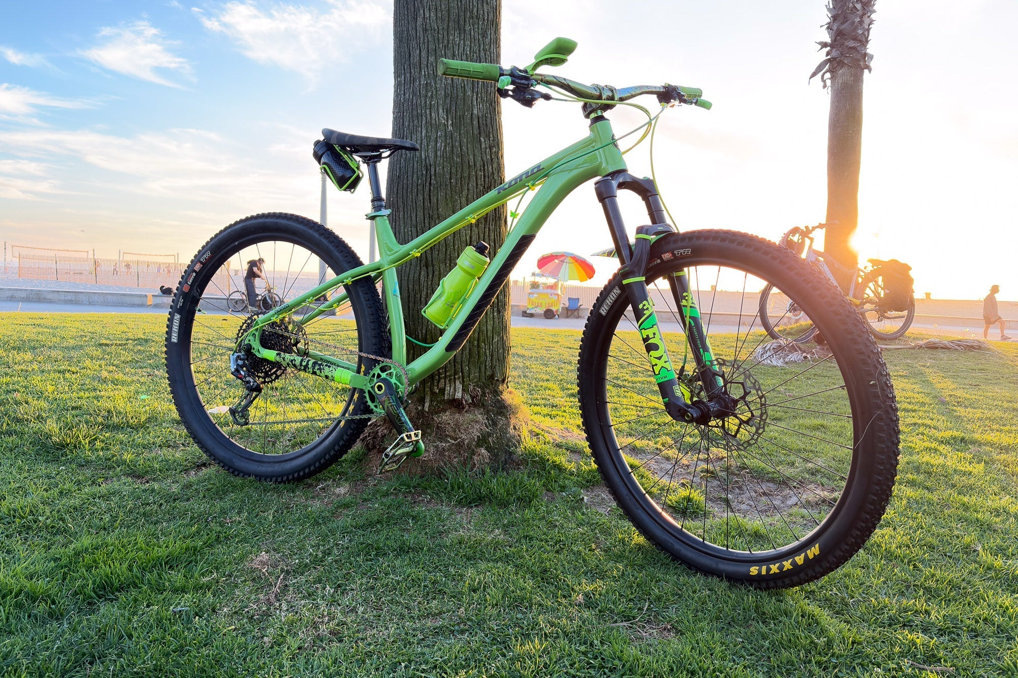 Kona Dream Builds: The Green Machine AKA The Mike Wazowski Project