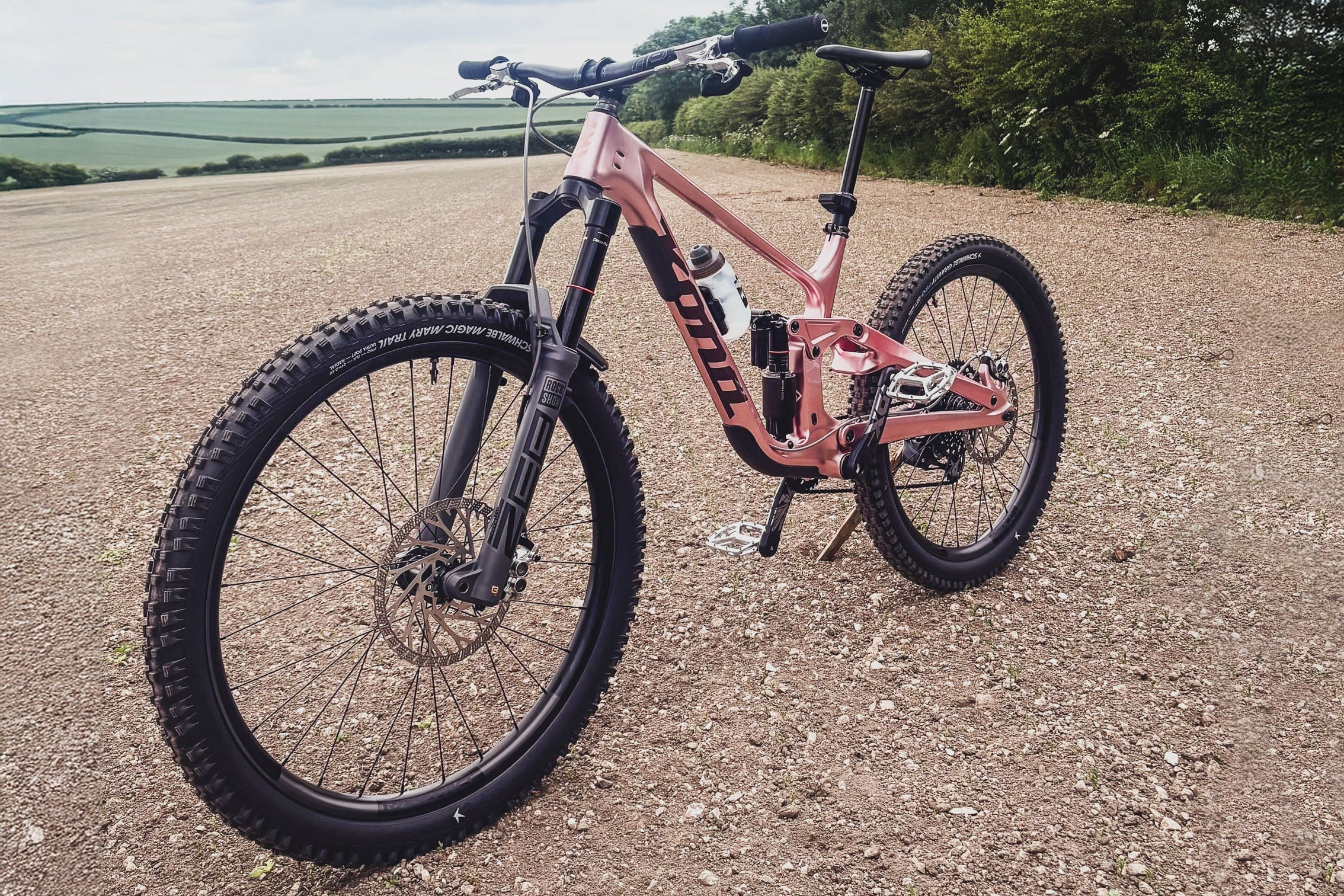 Kona Dream Builds: Anthony's Pink Process X