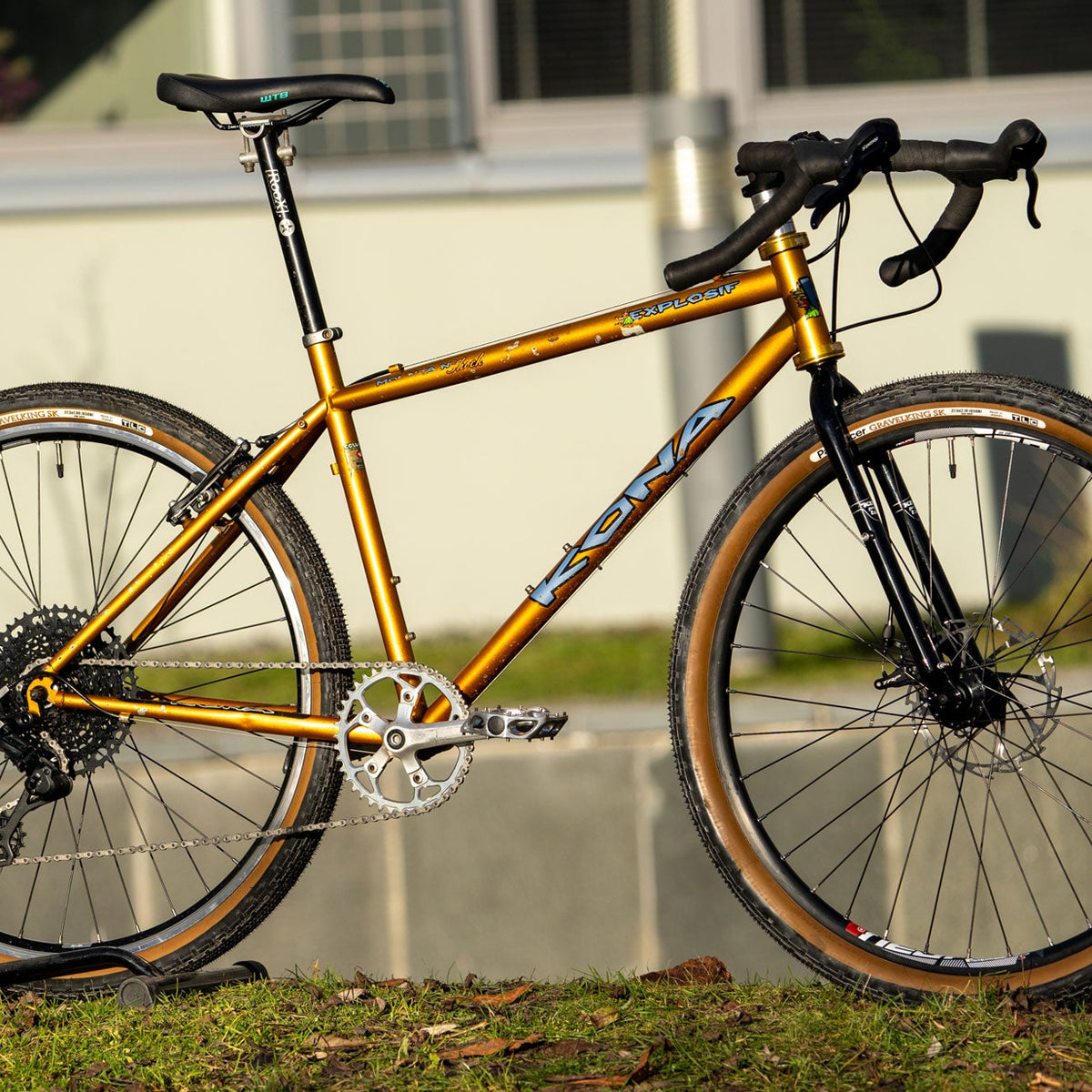 Kona Dream Builds: Fix My Bike build an Epic Explosif | Kona