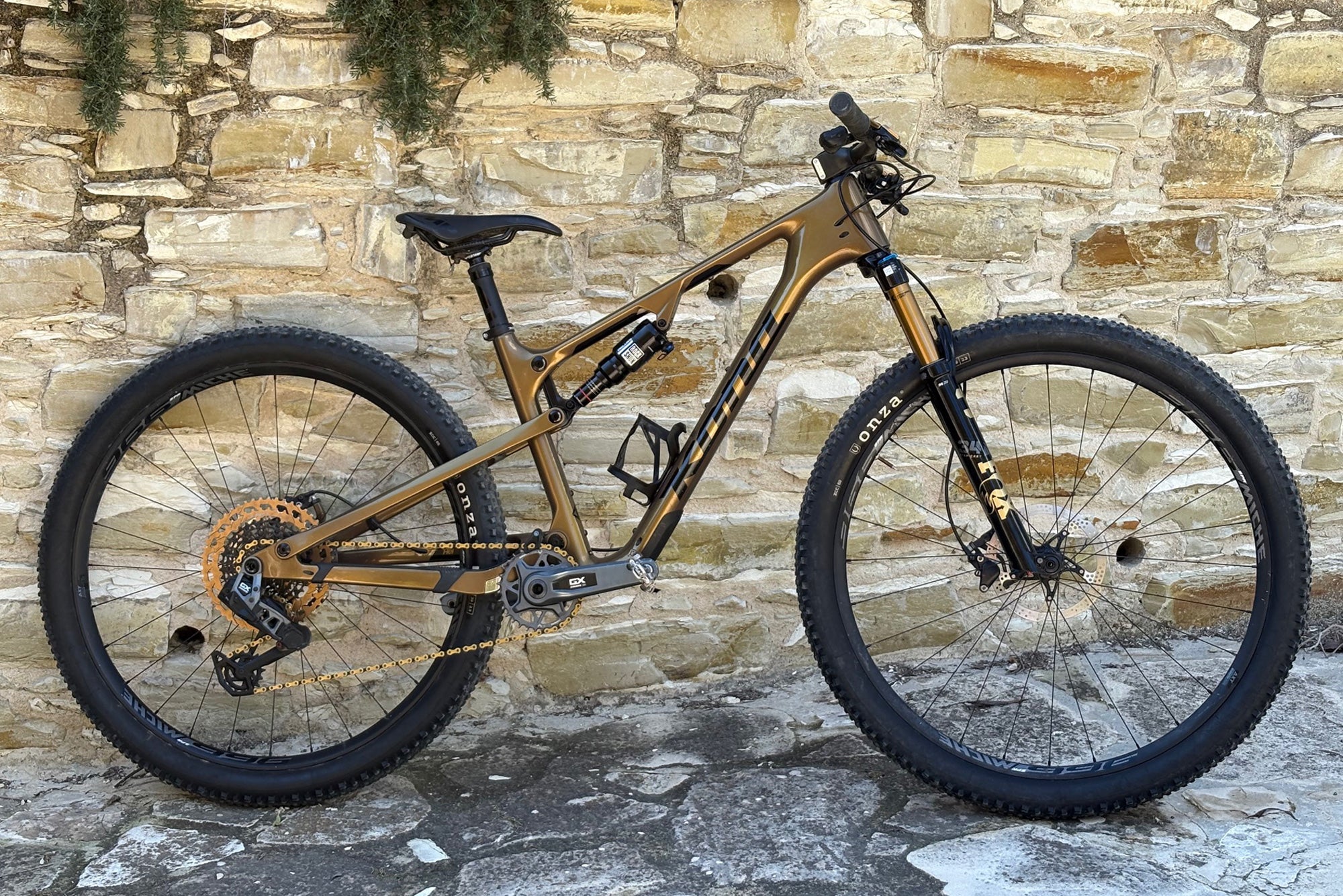 Kona Dream Builds: Andreas Konstantinidis’ Hei Hei CR Looks Fast Standing Still